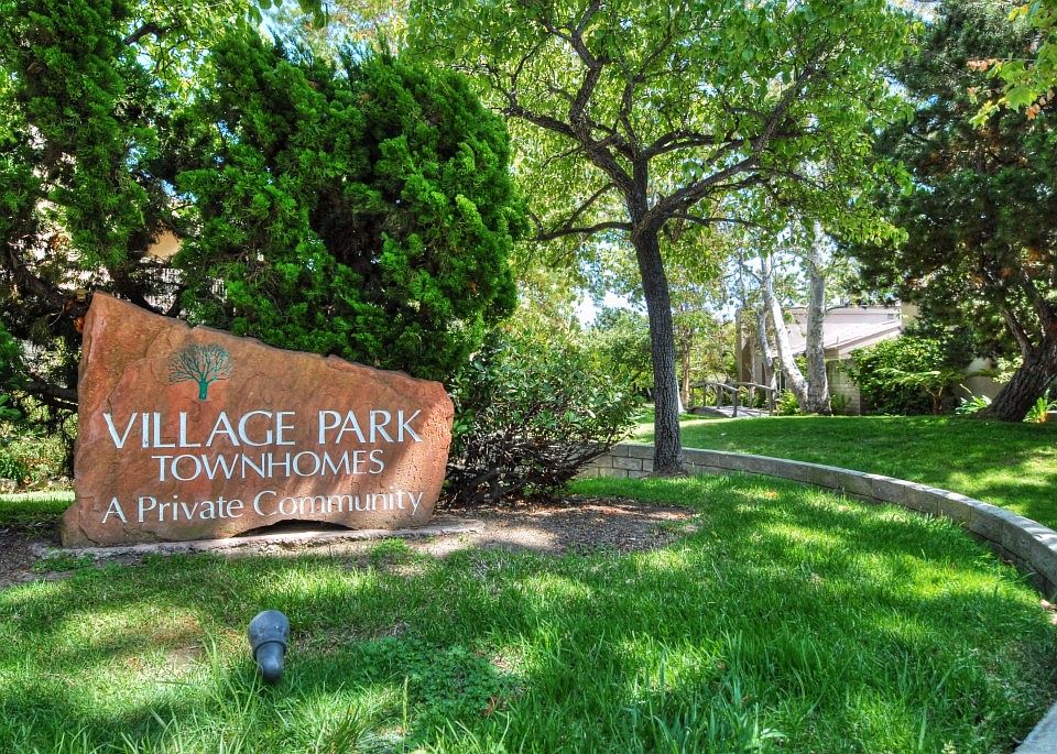 1st image of 7 Village Pkwy