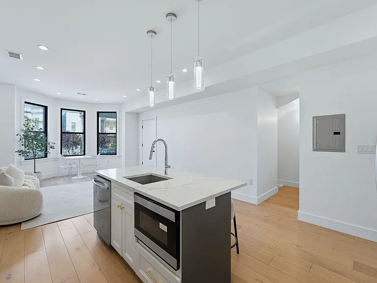 2602 Palisade Ave #1 — Photo 6
