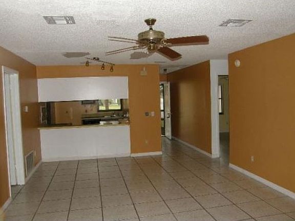 2nd image of 2506 Christine Dr