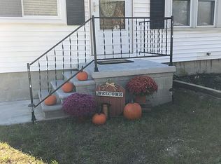 1929 Elmhurst St, Canton, MI 48187