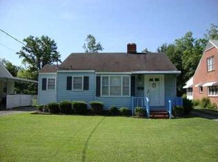 216 Dixon St, Mullins, SC 29574