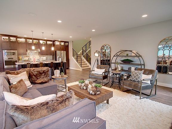 4th image of 2359 NE 150th Street #3