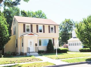 31 Dellwood Rd, Worcester, MA 01602