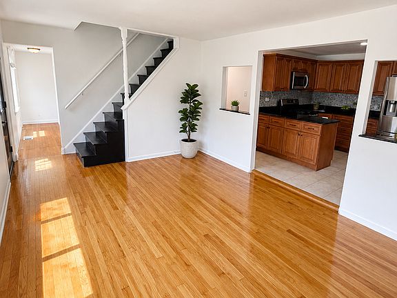 4th image of 7304 W 113th Pl