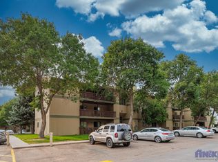 305B McKercher Dr #1121, Saskatoon, SK S7H5B8