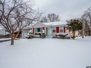 2450 Putnam St, Schenectady, NY 12304