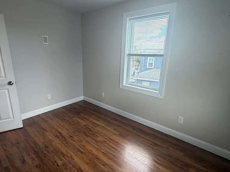 172 Baker St #172 — Photo 12
