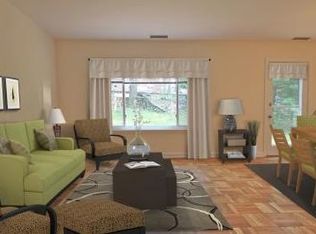 545 Vfw Pkwy #2STD, Chestnut Hill, MA 02467
