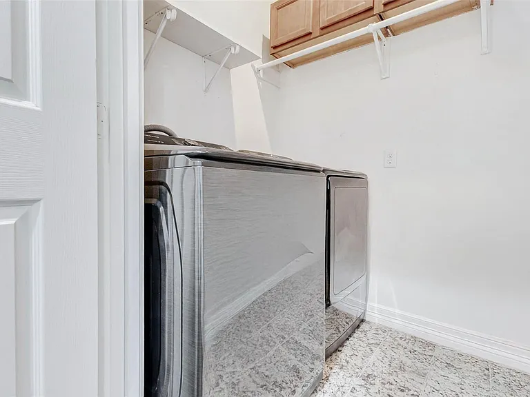 10905 Shady Ln #A-A-A — Photo 22