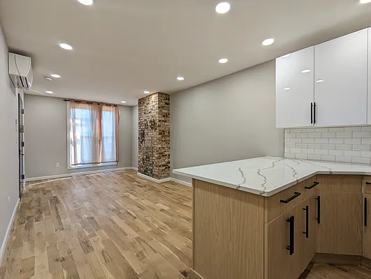 Rented by MySpaceNYC | media 12
