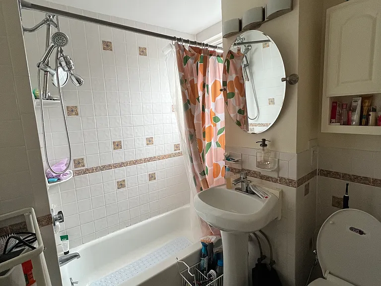 6 Bedford St #2R — Photo 11