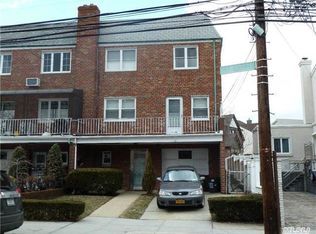 6254 Dry Harbor Rd, Flushing, NY 11379