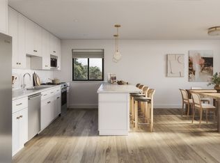 2148 N Mozart St #1N, Chicago, IL 60647