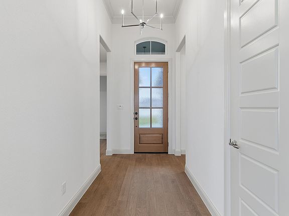 4th image of 117 Emma Ct