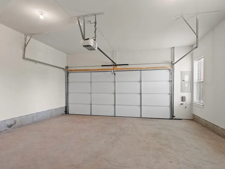 14800 Retreat Blvd — Photo 3