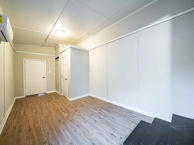 2333 Bruce Ave — Photo 23