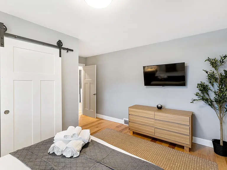 3261 Schoolhouse Dr — Photo 20