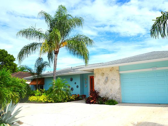 2nd image of 1161 N Collier Blvd