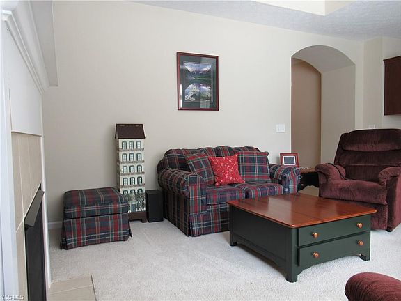 3rd image of 1491 Newman Dr