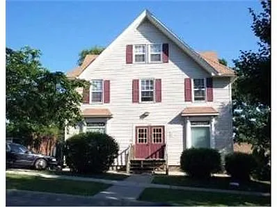 306 W Chicago St photo 1