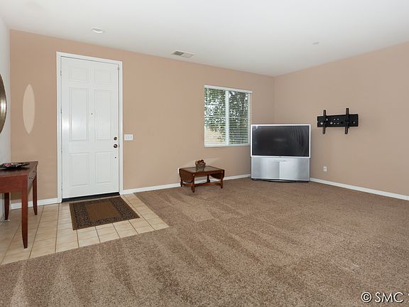 2nd image of 210 Petunia Ct