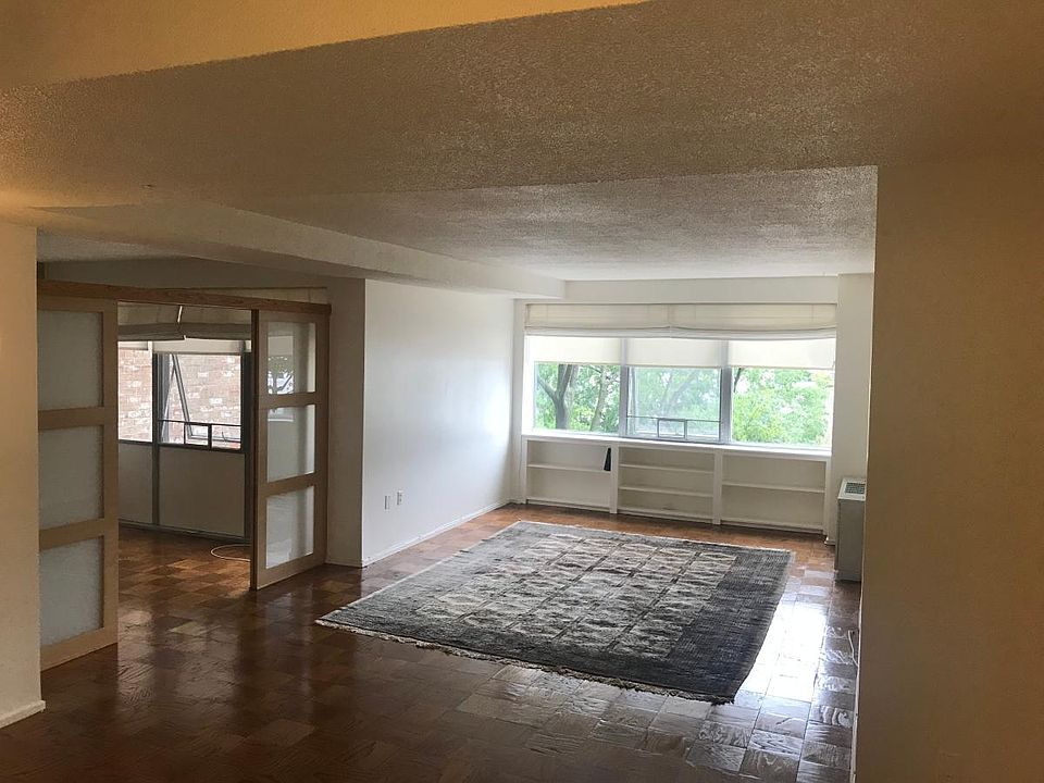 living room walking into unit