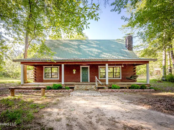 21521 Billy Johnson Rd, Moss Point, MS 39562