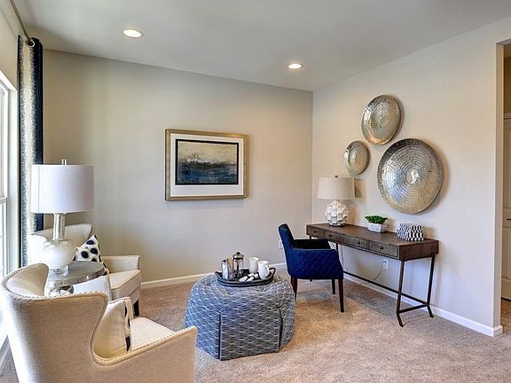4th image of 38780 Country Club Dr