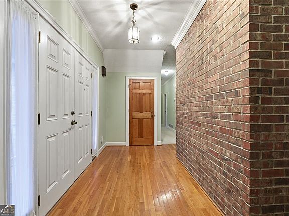 2nd image of 2522 Chimney Ridge Dr SW