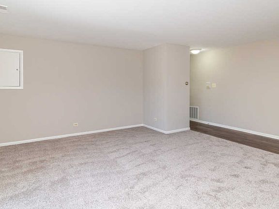 5th image of 609 W Central Road # C1 Mt