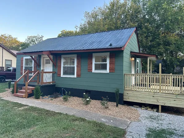 107 7th Ave SW, Winchester, TN 37398