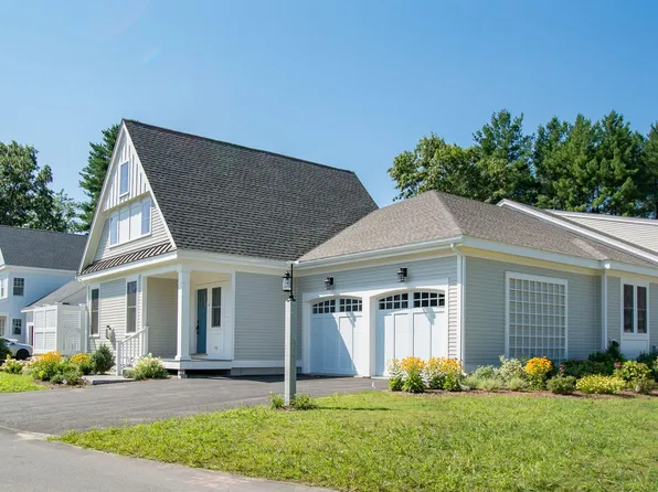 12 Sweet Birch Ln, Concord, MA 01742