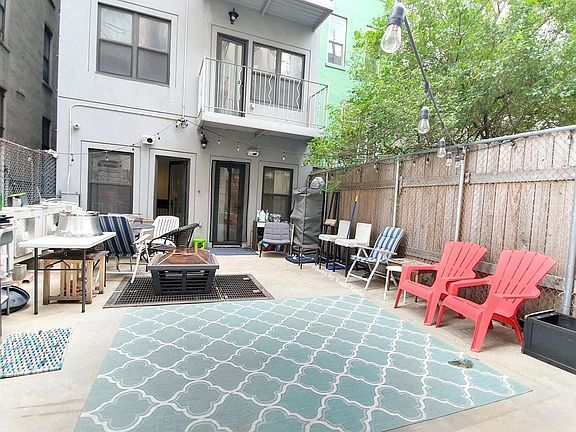 3rd image of 139 W 123rd St APT 1R