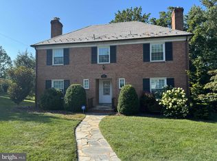 4755 34th St N, Arlington, VA 22207