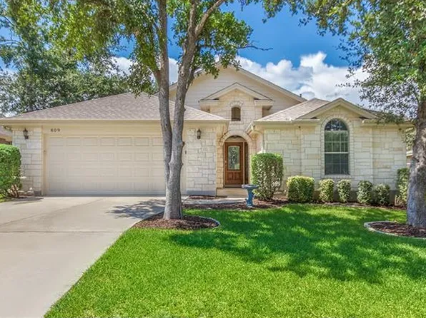 809 Hedgewood Dr, Georgetown, TX 78628