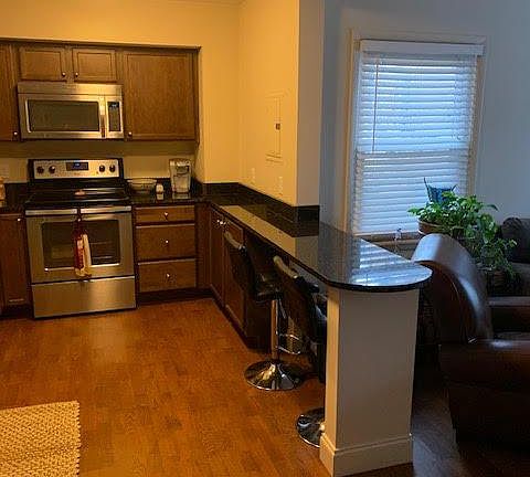 5th image of 2701 W 43rd St APT 302