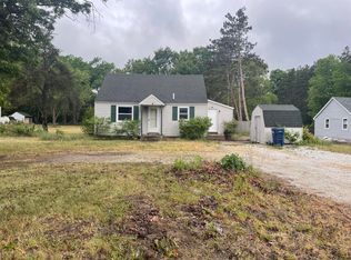 1141 Carr Rd, Muskegon, MI 49442