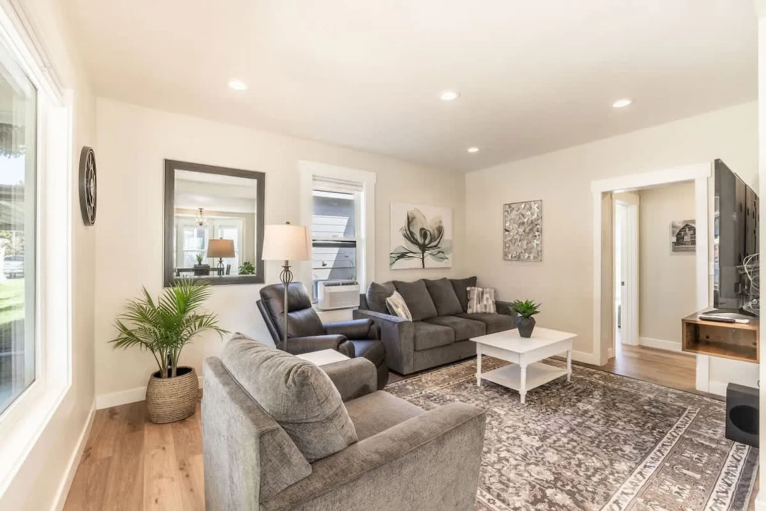 3 bed, 2.0 bath, 1399 sqft, $6,662 — Photo 1