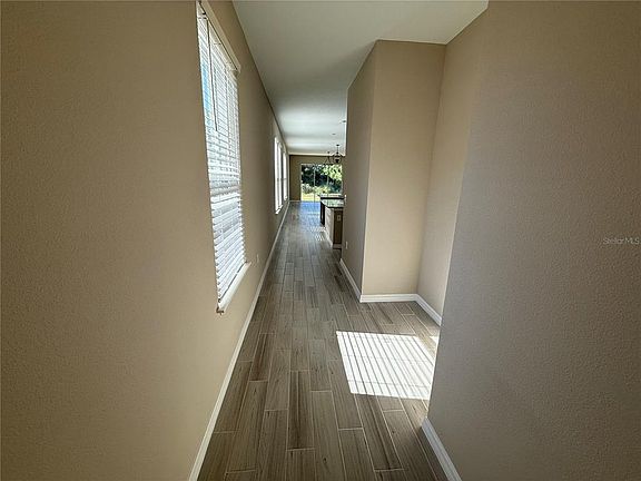 2nd image of 15013 Shady Palms Ln