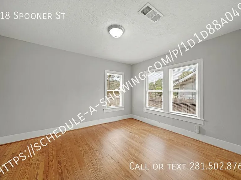 418 Spooner St — Photo 7