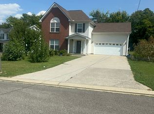 623 Ronnie Erwin Ln, La Vergne, TN 37086