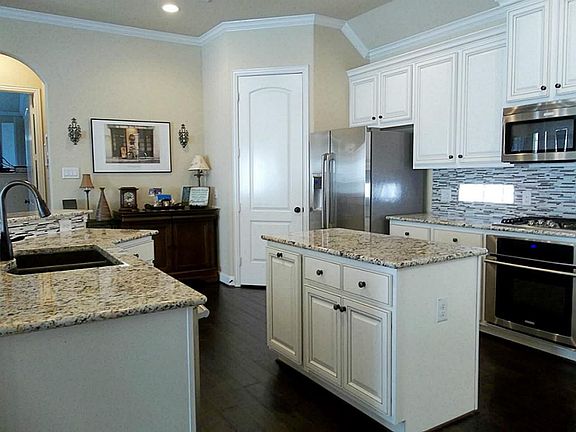 3rd image of 27106 Walker Retreat Ln