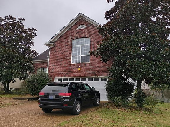 2nd image of 3724 Seasons Dr