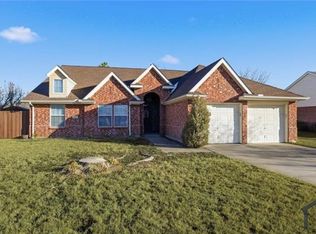 1018 Karen St, Aubrey, TX 76227