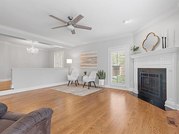 5th image of 1664 Stone Mansion Dr