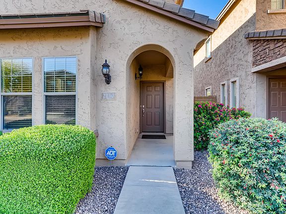 2nd image of 2230 W Faria Ln