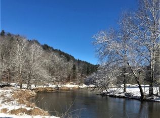 Old Field Creek Rd, Grassy Creek, NC 28631