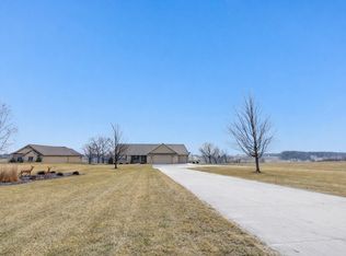 4207 Lost Dauphin Rd, De Pere, WI 54115