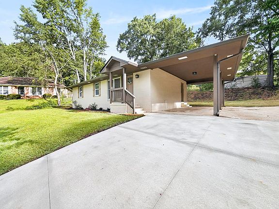 4th image of 4415 Nickerson Ct