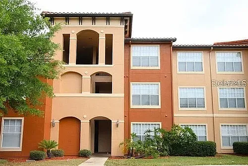 5535 Metrowest Blvd #204 Photo 1